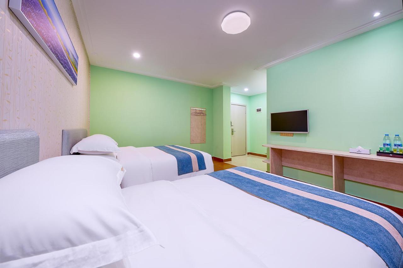 Frida Hotels Guangzhou Baiyun International Airport Exterior foto